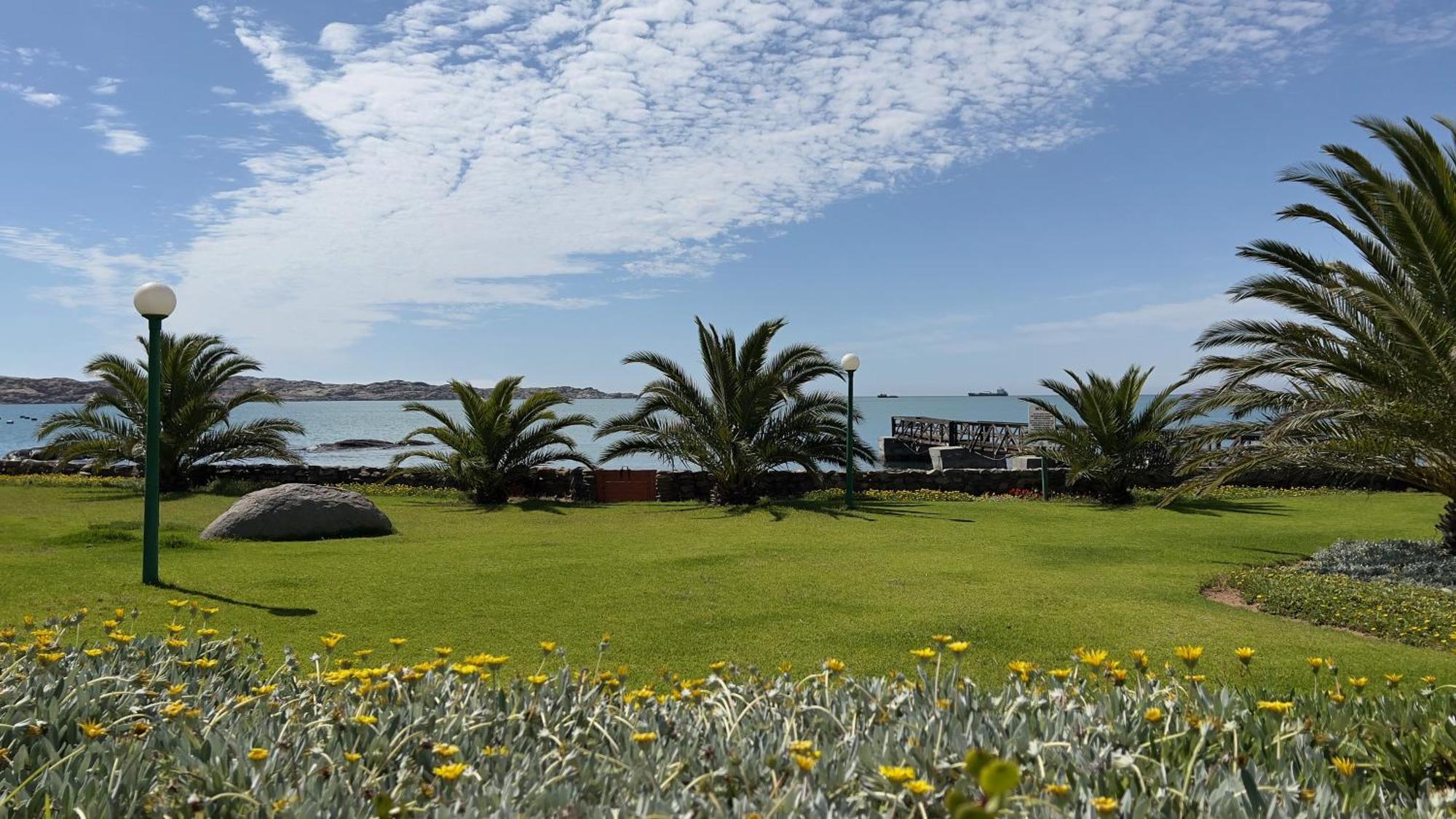 Luederitz Nest Hotel מראה חיצוני תמונה