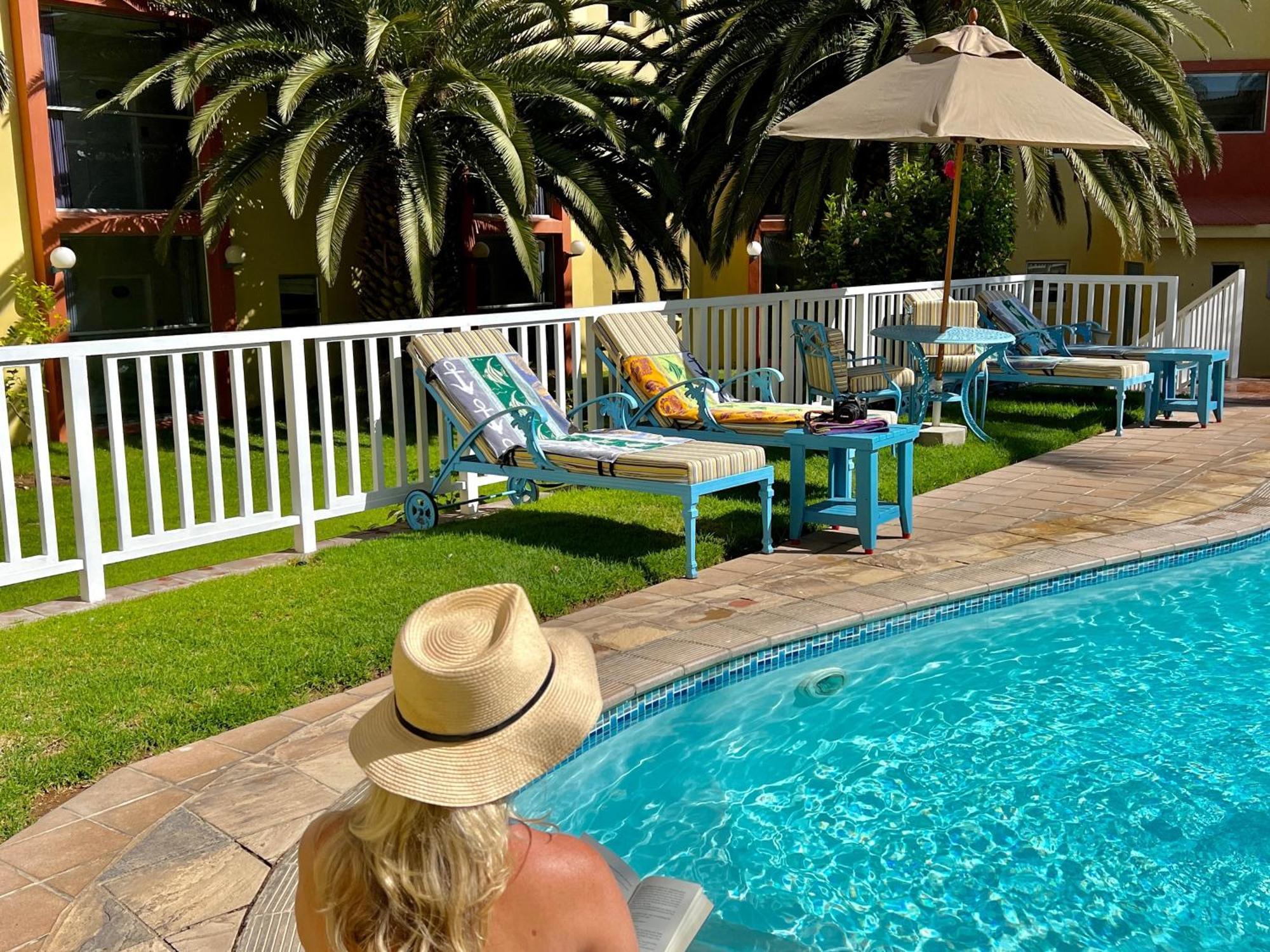 Luederitz Nest Hotel מראה חיצוני תמונה