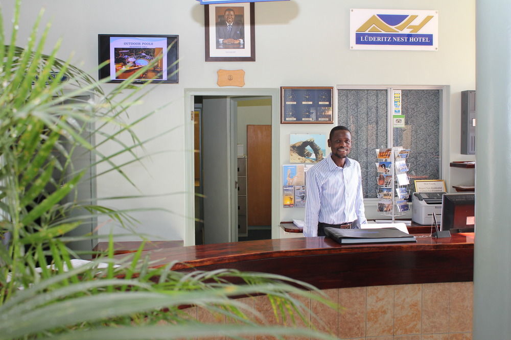 Luederitz Nest Hotel מראה חיצוני תמונה